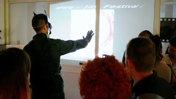 Hand-Slide, photo 2